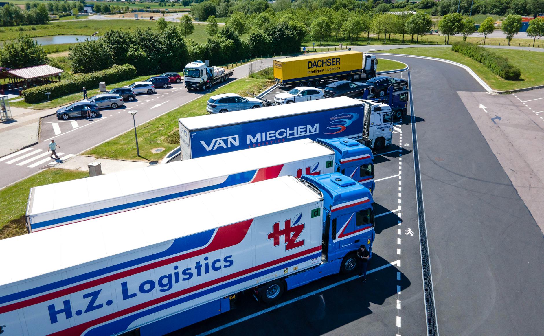 drone shot of trucks